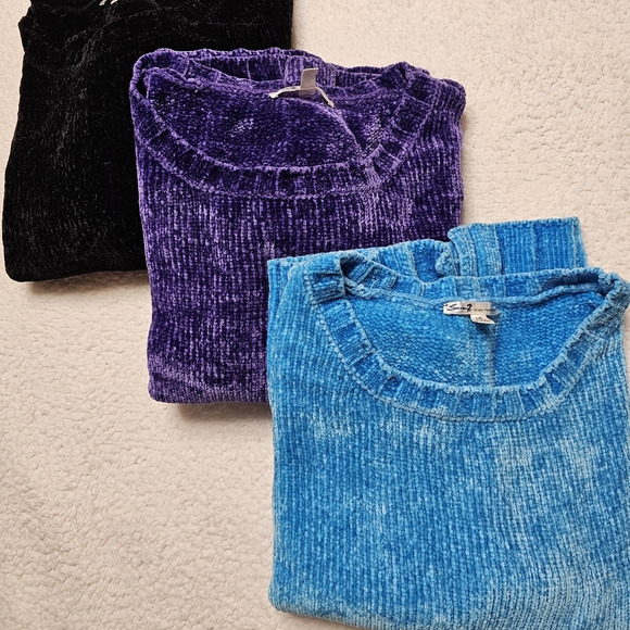 !!!SALE!!! Bundle Of 3 Women's Tops - Black, Blue, and Purple - Picture 3 of 14